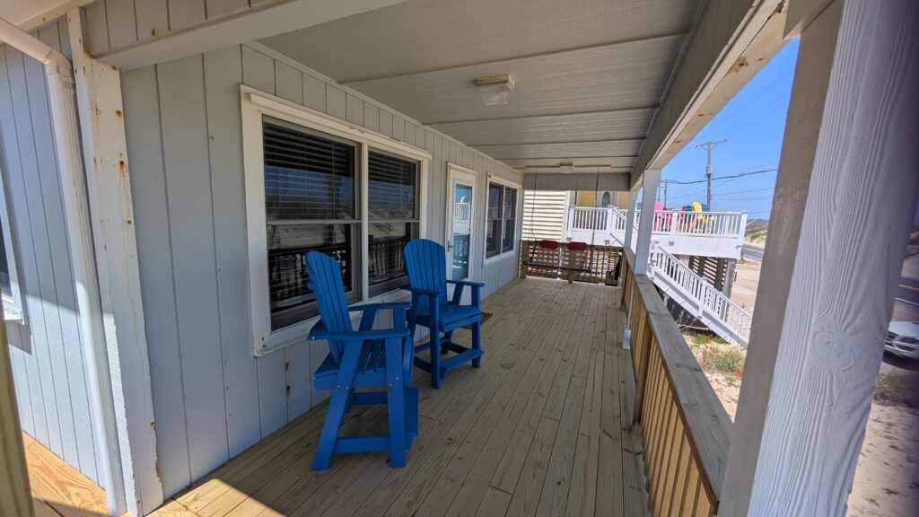 Janie’s Place – Semi-Oceanfront in Kitty Hawk