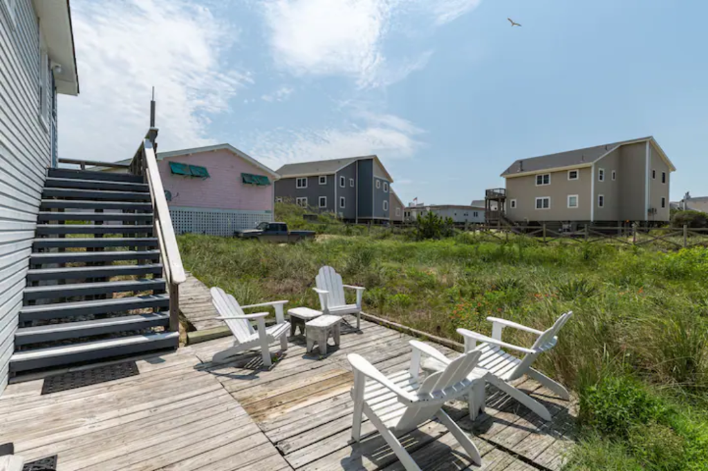 Seahorse Cottage – Oceanside in Old Nags Head.